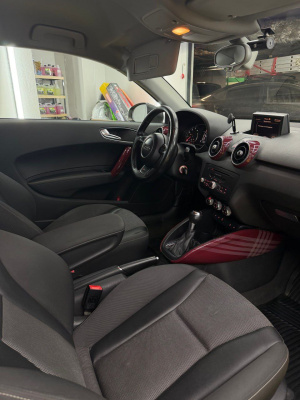 AUDI A1 2010 г.