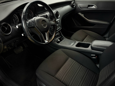 MERCEDES-BENZ A-CLASS 2013 г.