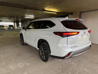 Toyota Highlander 2025 г.