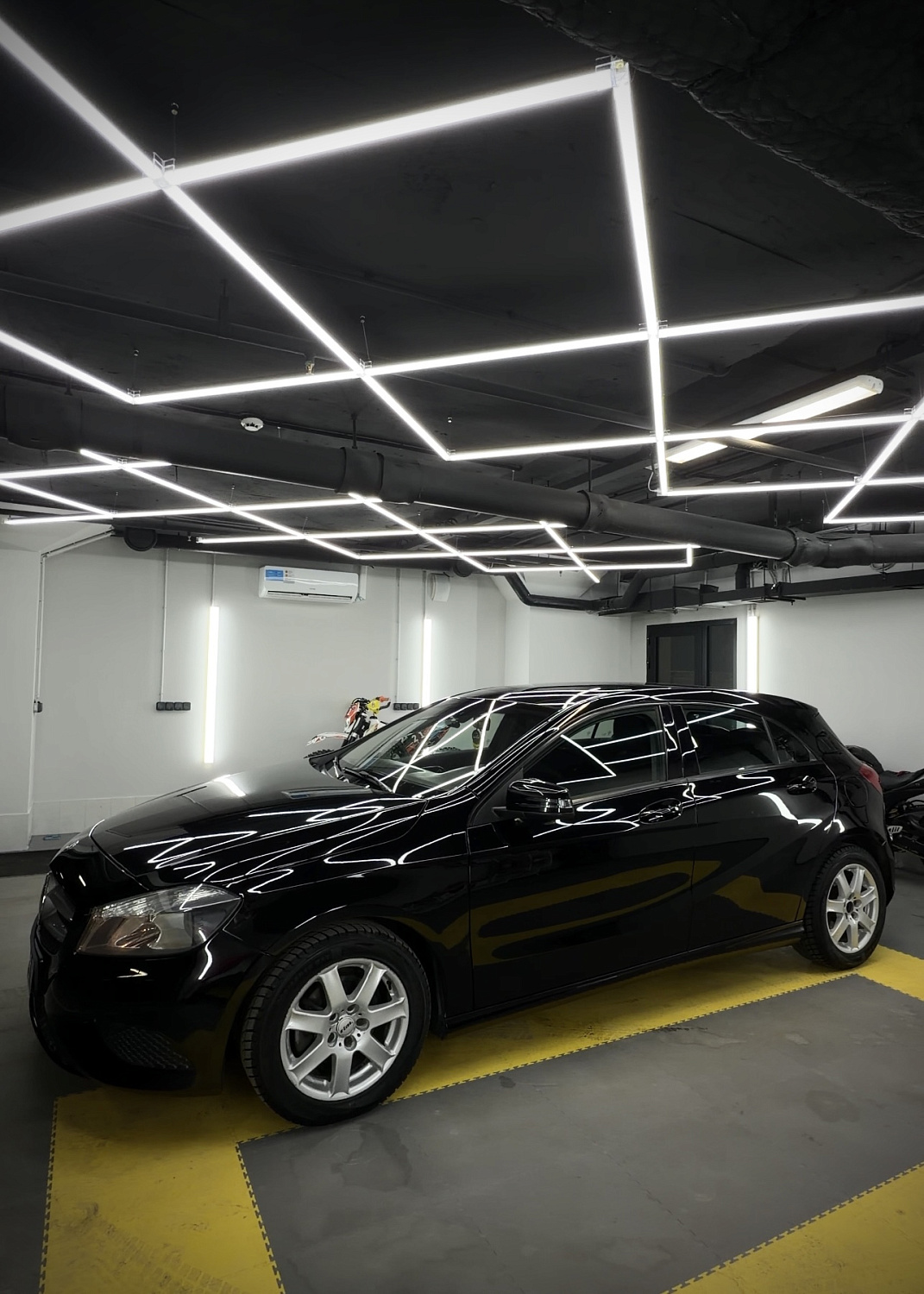 MERCEDES-BENZ A-CLASS 2013 г.