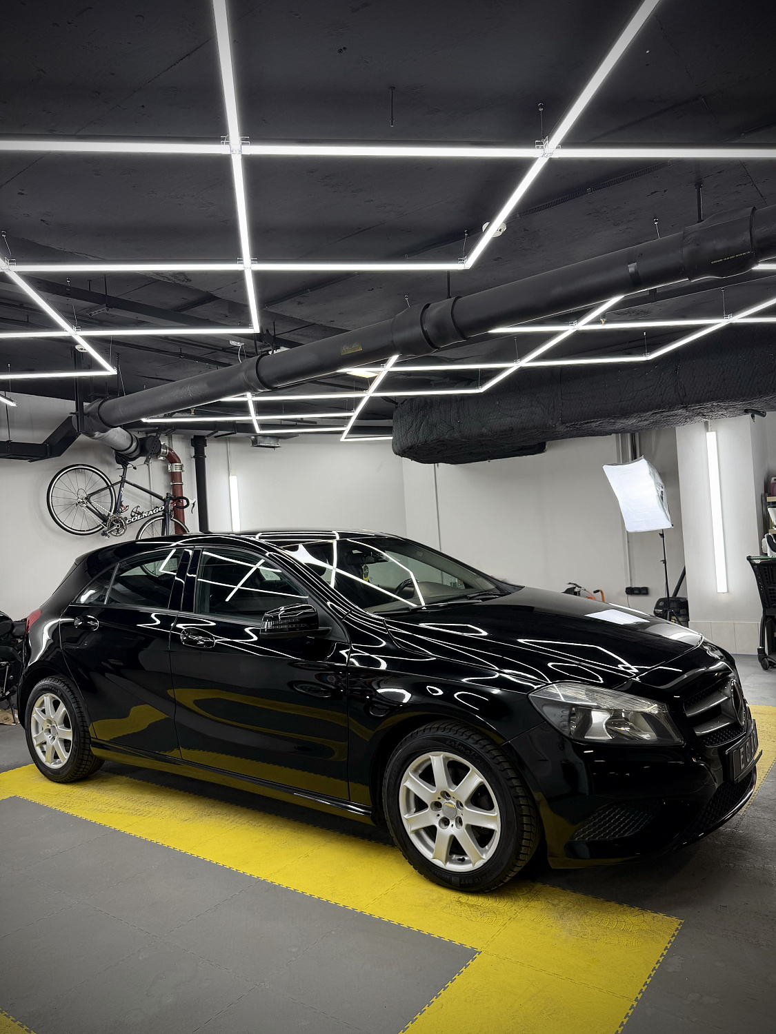 MERCEDES-BENZ A-CLASS 2013 г.